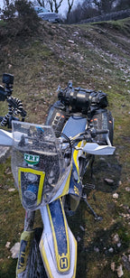 Dirtsack Rackless V2 Soft Luggage 2 x 24 litre All Black Fuel Cut Out 690/701 450 Rally