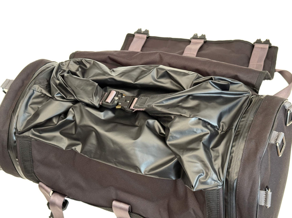 VALR Adventure Luggage 40 litre  Military Grade Roll Bag
